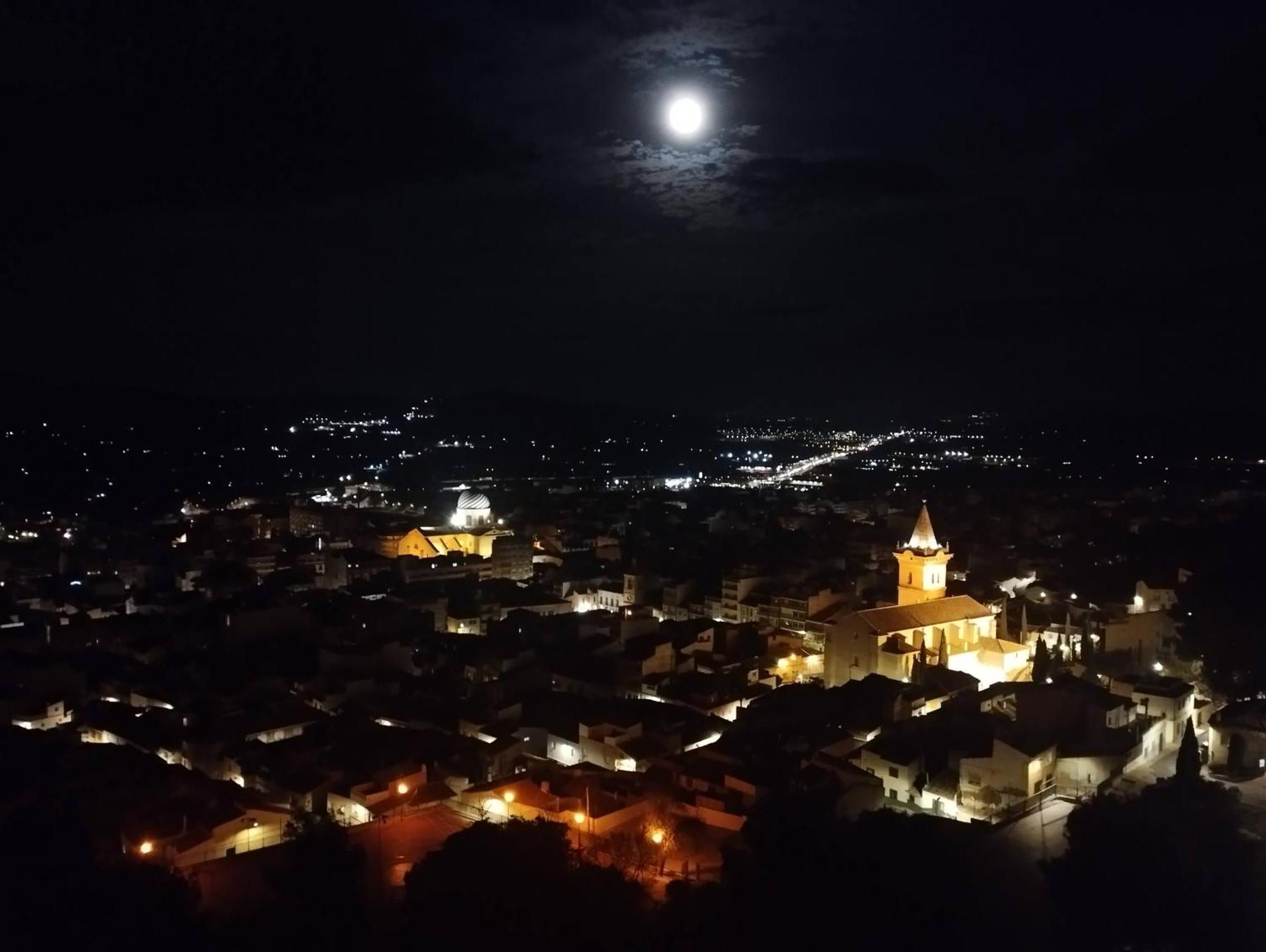 Alojamiento Turistico Casa Elvira Йекла Екстериор снимка
